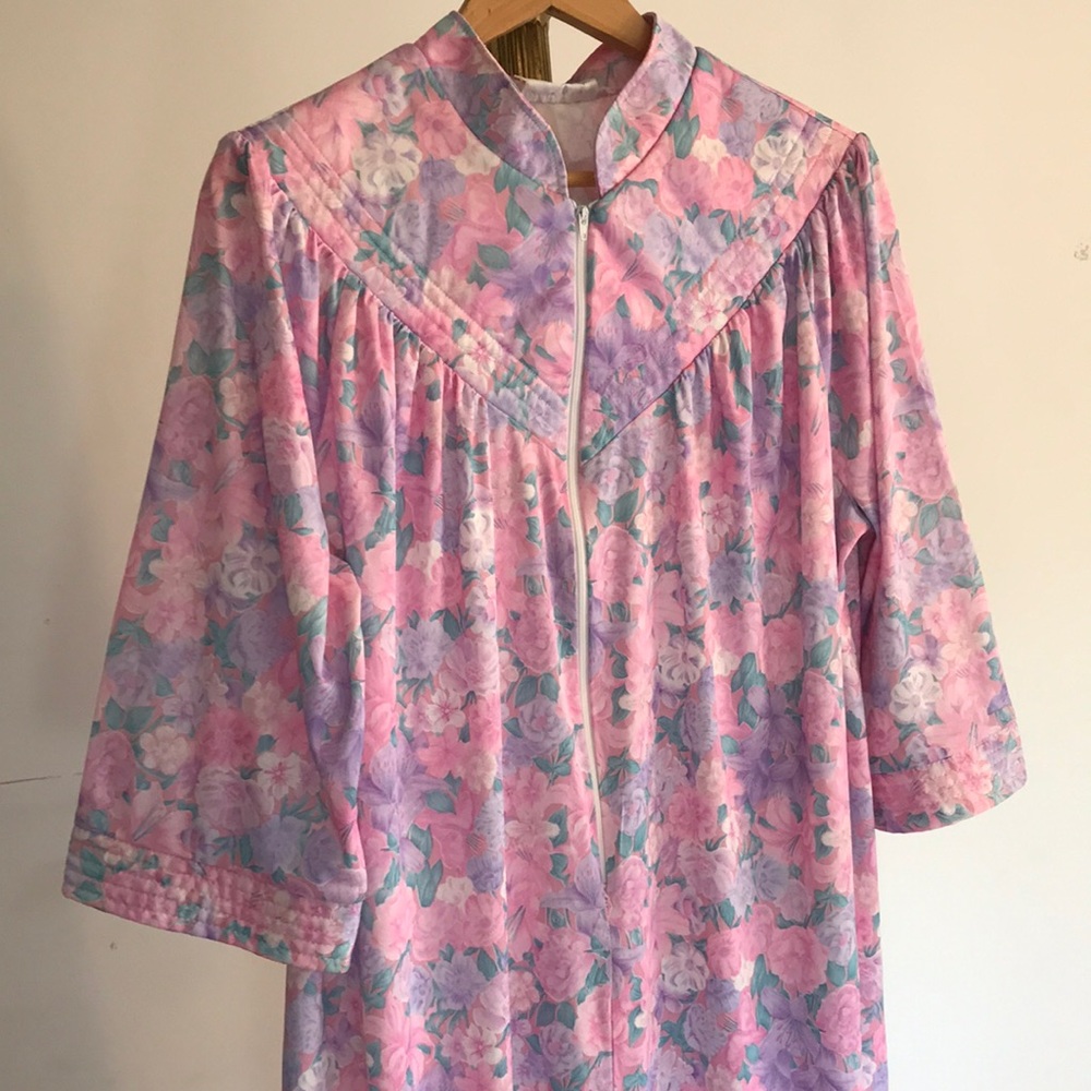 Vintage 1000 Nights Night Gown Good Condition Large. Cottagecore